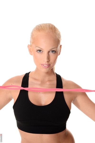 Melody Powers kick boxer - photo 02