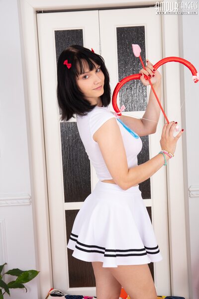 Virginica Playful Strip In White Top And Skirt With Angel Vibe - photo 01