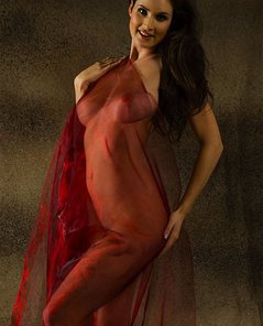 Petula Crimson Queen By Body In Mind