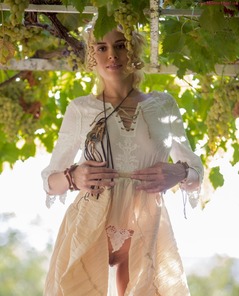 Anoli Harvest By Boho Nude Art