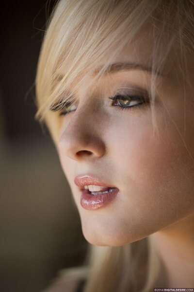 Kenze Thomas Panties Off - photo 05