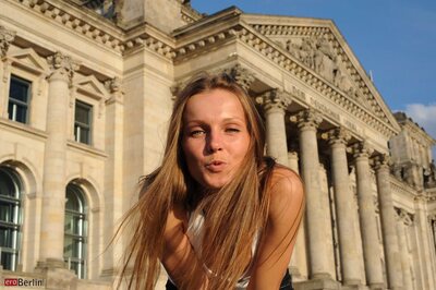 Meet Diana - photo 00