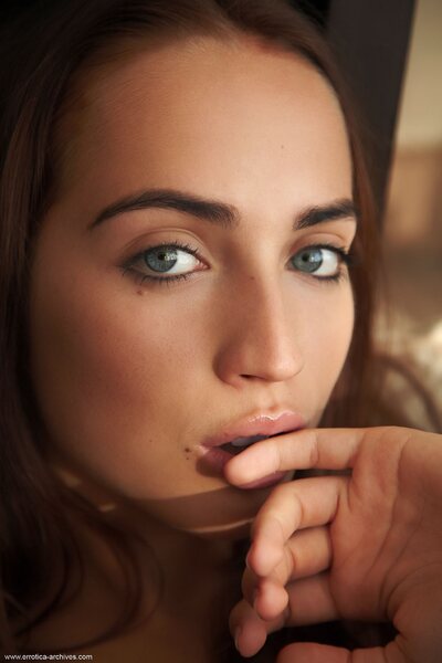 Zara Nude Art - photo 04