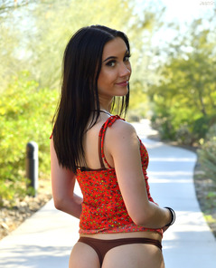 Jasmin Sporty & Spread By FTV Girls