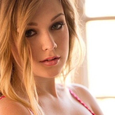 Alaina Fox's profile picture