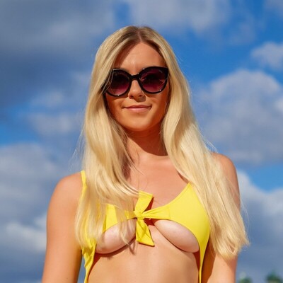 Elle Hunter's profile picture