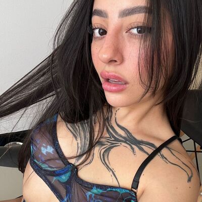 Glam Zoe profile picture