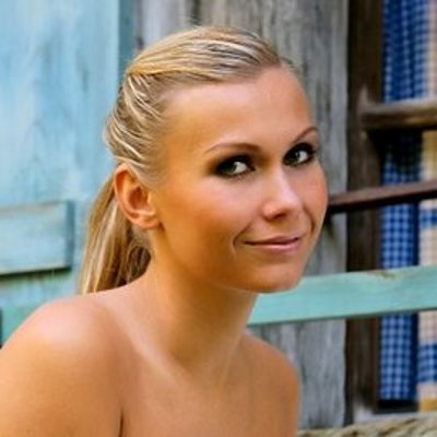 Lizzy Merova profile picture