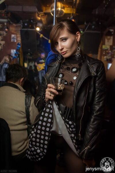 Jeny Smith From A Party - photo 12