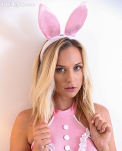 Vinna Reed By Karups PC