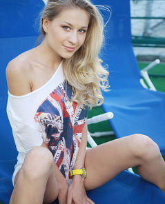 Candice B Savon By Met Art
