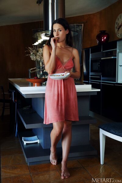 Mara Blake Sharp By Met Art - photo 00