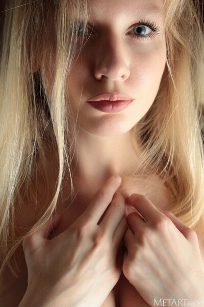 Annie Anne Infinite By Met Art - photo 09