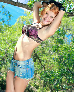 Gorgeous Violla A