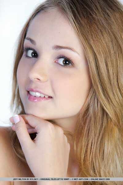 Jeff Milton In White - photo 14