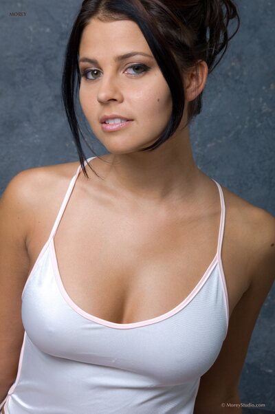 Cassandra In White - photo 01