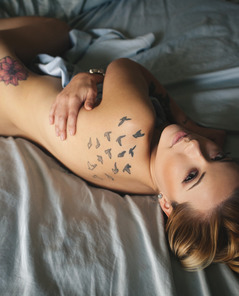 Elizabeth Marxs Artsy In Bedroom