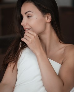 Elilith Noir Swing Through By Playboy