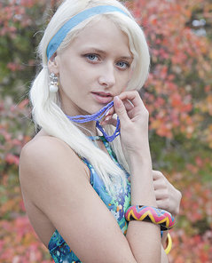 Nika N blonde teen