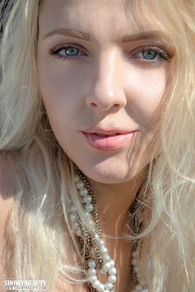 Olivia From Showy Beauty - photo 04