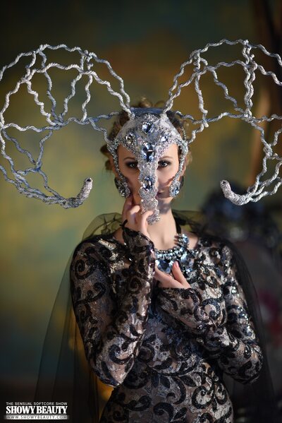 Nika Horoscope By Showy Beauty - photo 01