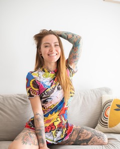 Jendeer Tattooed Beauty Teasing In Colorful Dress Soft Set