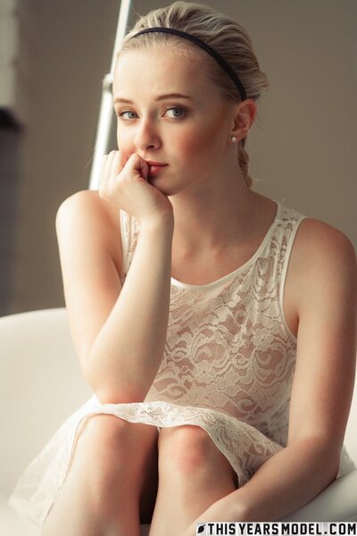 Ellie Jane Elegant By This Years Model - photo 01