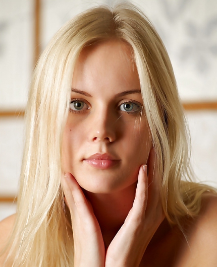 Related gallery Sarah Fashion In The Nude By MPL Studios