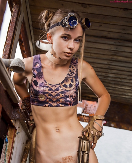 Milena Angel Gear