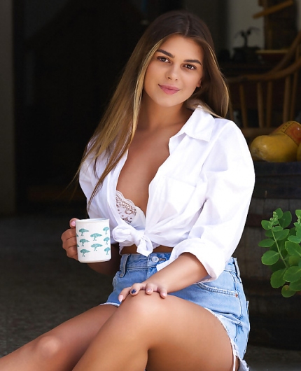 Varya Yakunina Mountain Retreat By Superbe Models