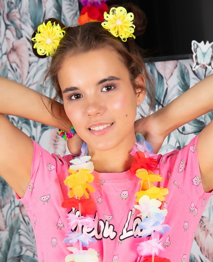 Midia Leis By Showy Beauty