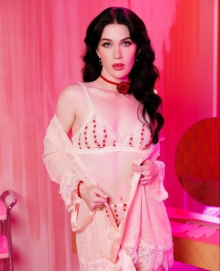 Evelyn Claire Nude Gallery By Playboy Pink Fan Heels And Sheer Tease