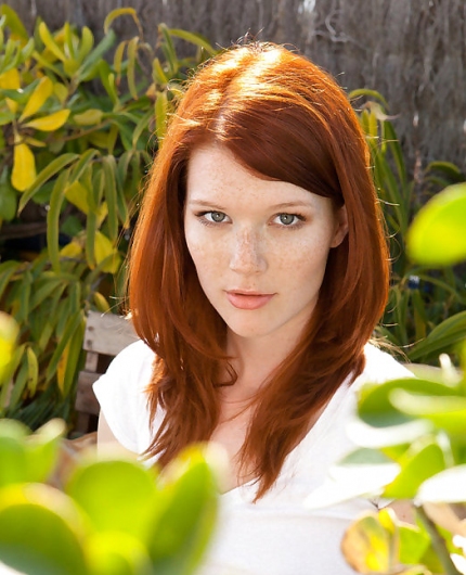 Mia Sollis cute freckles