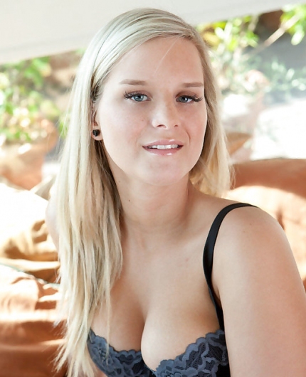 Miela for Met Art