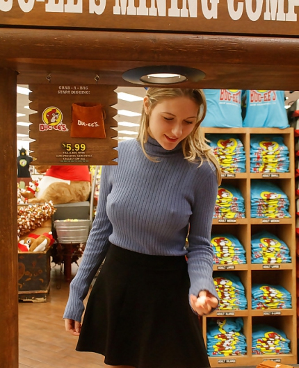 Katie Darling Whats Buc-ees By Zishy