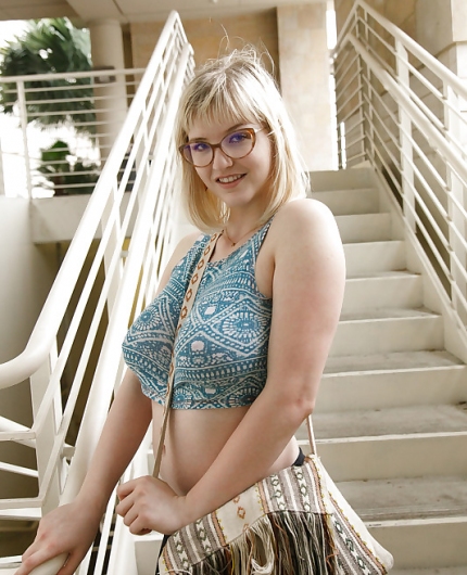 Nude Pics of Vicky Chandler