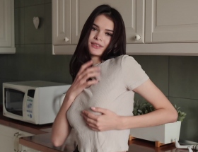 Video Kinsley My Little Secrets By Met Art X