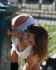 Carolina Firenze Breathing Italian Oxygen By Zishy