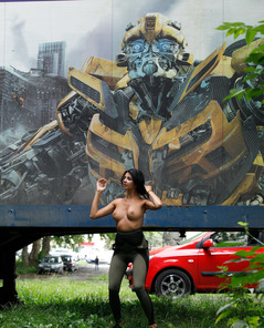Nadia Serbinenko Runnin From Squitos By Zishy