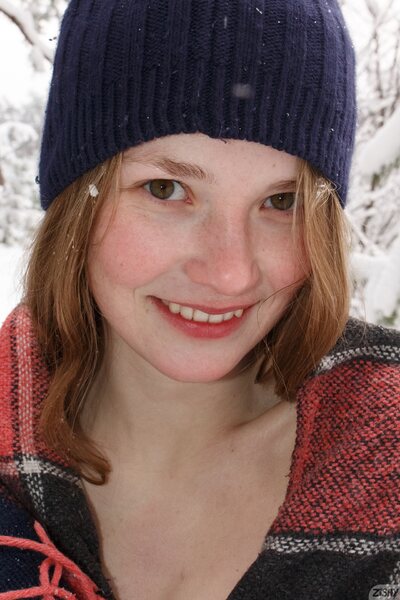 Lida Nowak Snow Is Quiet By Zishy - photo 09