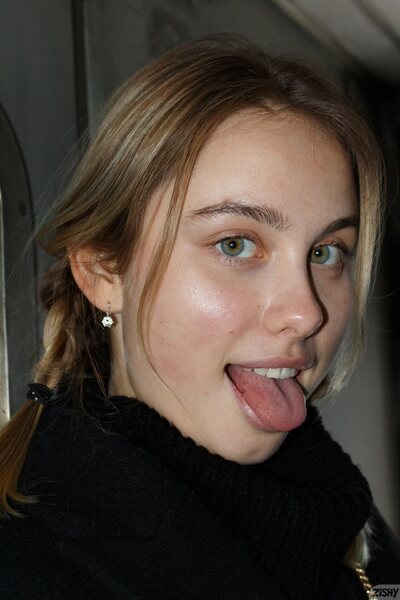 Sofi Levchenko Innocent People By Zishy - photo 00