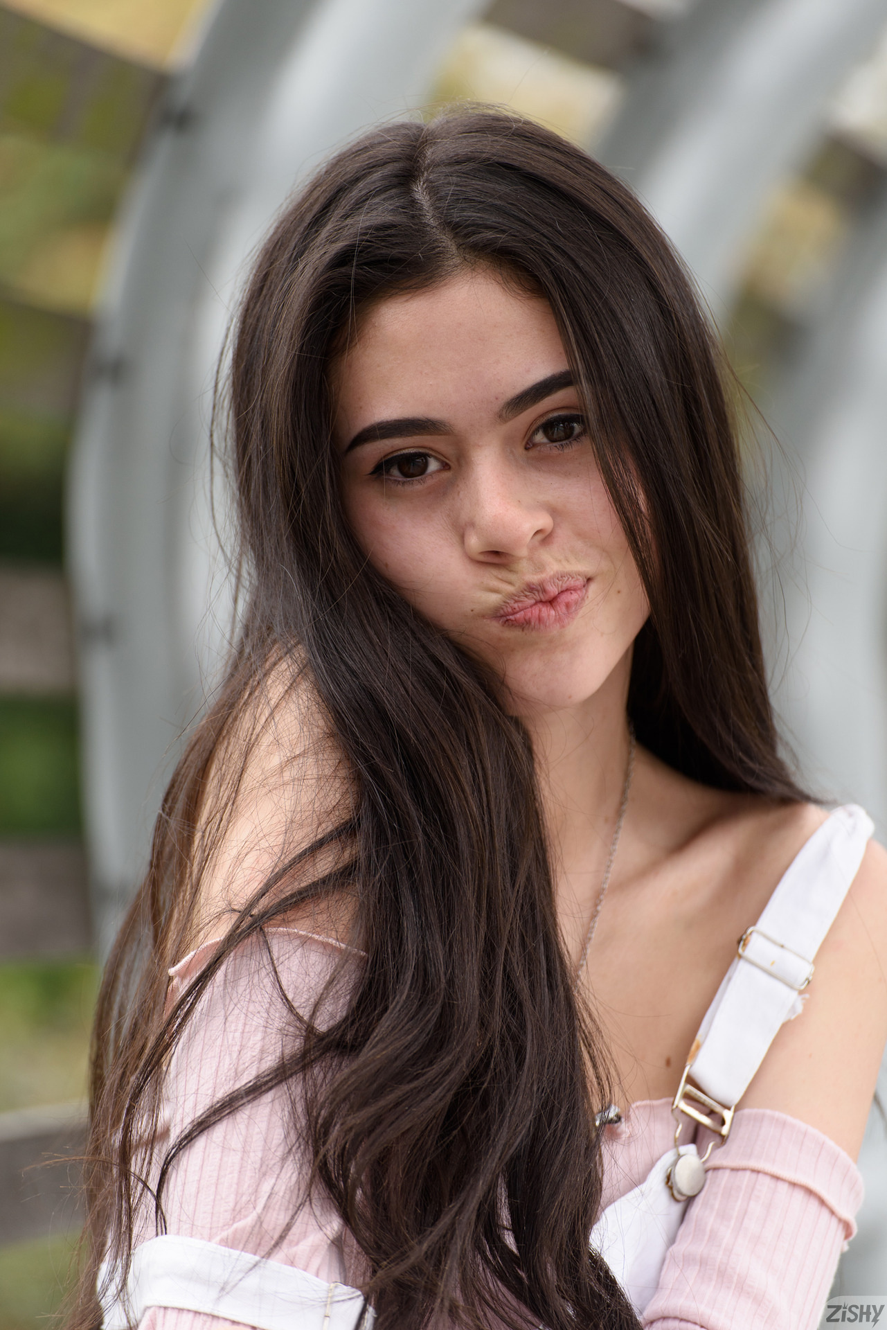 Zaheera Juni Heart Goes Chomp By Zishy nude pictures at ErosBerry.com