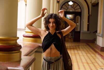 Black Top Portraits In An Elegant Art Gallery With Natalia Bondi - photo 02